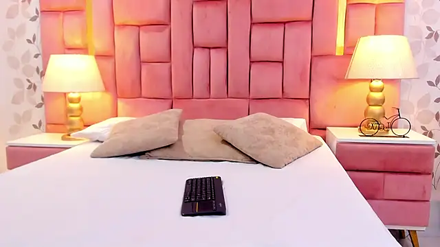 ArianaFranco online show from 13, 4, 2026