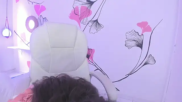 Snapshot of Isabela_Fiorelli chatting on 1, 3, 2025 Isabela Fiorelli online show from 1, 3, 2025