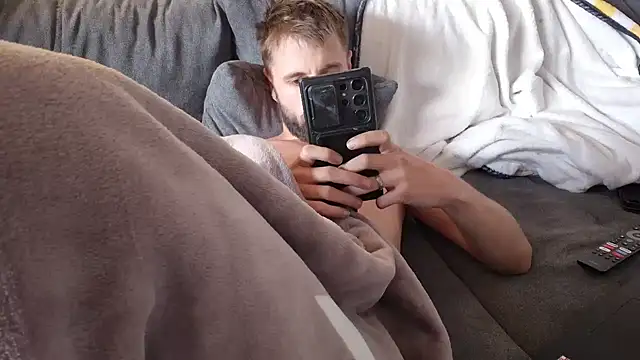 Snapshot of ademandjulia chatting on 30, 10, 2025 ademandjulia online show from 30, 10, 2025