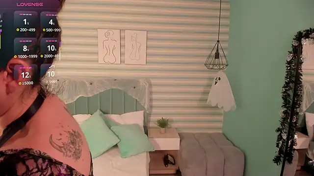 abby apple online show from 31, 10, 2025