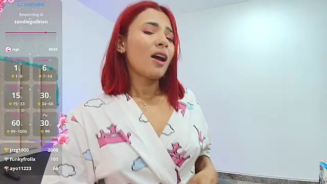 Snapshot of Gaby_tay1 chatting on 8, 3, 2025 Gaby tay1 online show from 8, 3, 2025