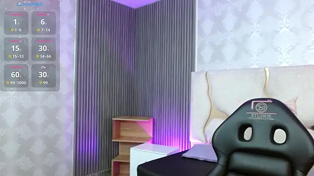 Snapshot of Gaby_tay1 chatting on 4, 10, 2025 Gaby tay1 online show from 4, 10, 2025