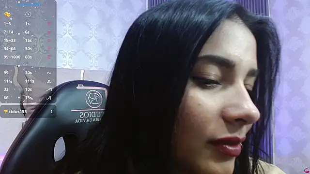 Snapshot of Gaby_tay1 chatting on 8, 11, 2025 Gaby tay1 online show from 8, 11, 2025