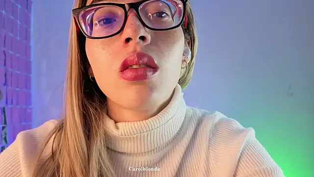 Carolblonde online show from 3, 12, 2025