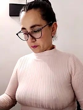 Snapshot of Alanna_11 chatting on 12, 2, 2025 Alanna 11 online show from 12, 2, 2025