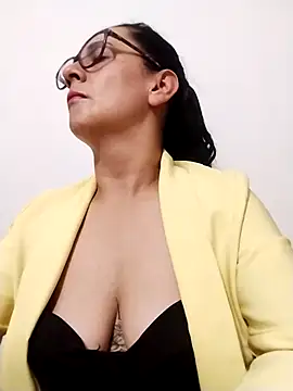 Snapshot of Alanna_11 chatting on 28, 2, 2025 Alanna 11 online show from 28, 2, 2025