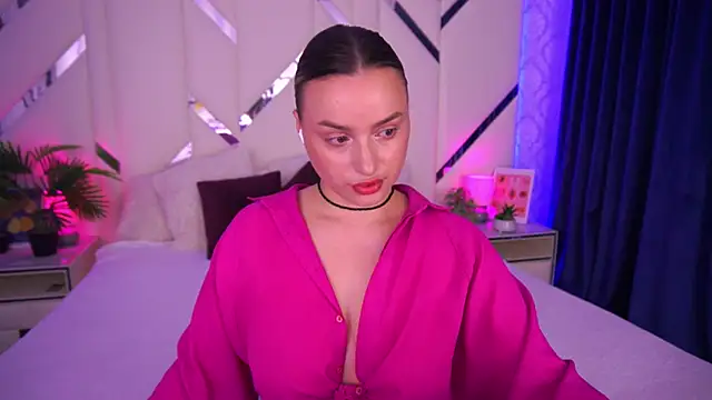 LindsieGreyy online show from 5, 11, 2025