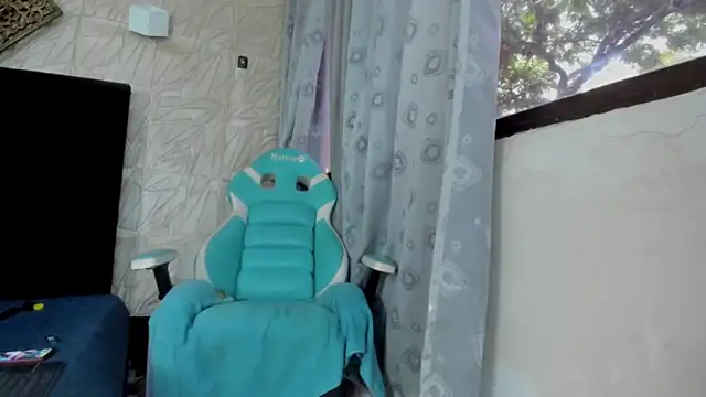 ChanelleJohnson  online show from 20, 11, 2025