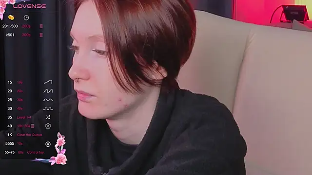 Snapshot of JoYung chatting on 27, 9, 2025 JoYung online show from 27, 9, 2025