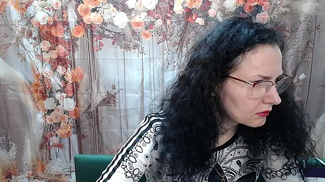 Snapshot of Miroslava_Happi chatting on 6, 4, 2026 Miroslava Happi online show from 6, 4, 2026