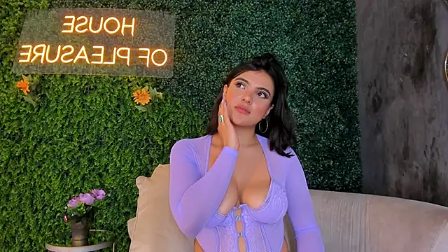 emmiily z online show from 4, 3, 2025