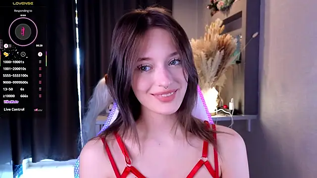 Hisoka akerley online show from 28, 5, 2026