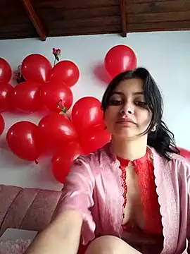 Snapshot of CHLOE_ISABELL chatting on 14, 2, 2025 CHLOE ISABELL online show from 14, 2, 2025