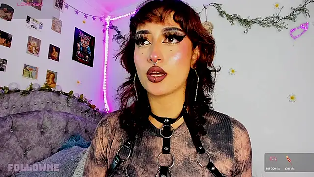 roxxystar  online show from 10, 3, 2025