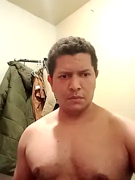 Snapshot of machoactivo1 chatting on 9, 2, 2025 machoactivo1 online show from 9, 2, 2025