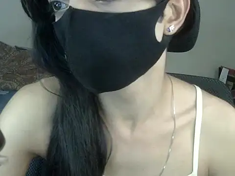 Snapshot of YourCDBitch chatting on 4, 10, 2025 YourCDBitch online show from 4, 10, 2025