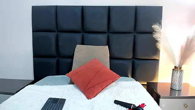 MiaHertz online show from 20, 12, 2025