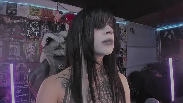 Snapshot of rotten_dreams chatting on 23, 5, 2026 rotten dreams online show from 23, 5, 2026