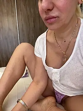 Snapshot of DeboraXporn chatting on 27, 2, 2026 DeboraXporn online show from 27, 2, 2026