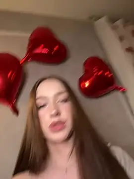 Snapshot of Jackie_White_ chatting on 5, 3, 2025 Jackie White  online show from 5, 3, 2025