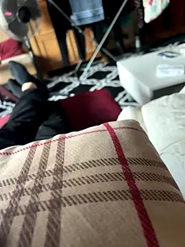 Snapshot of key18cm chatting on 18, 10, 2025 key18cm online show from 18, 10, 2025