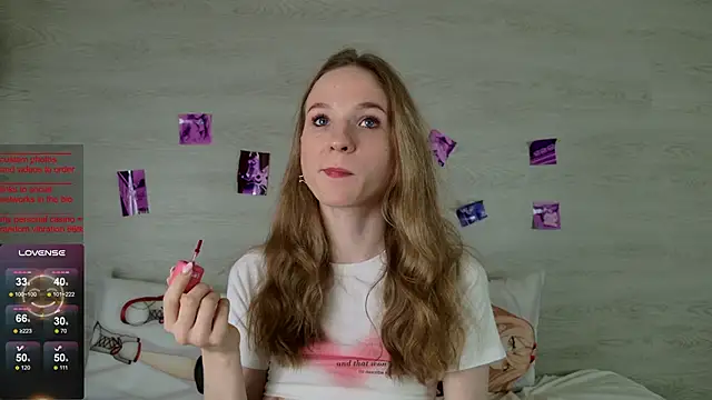 b4by Emilia online show from 17, 9, 2025