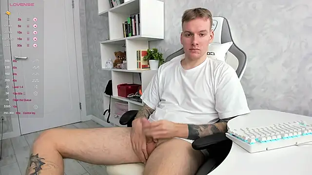 Snapshot of jaffersonlouis chatting on 21, 2, 2025 jaffersonlouis online show from 21, 2, 2025