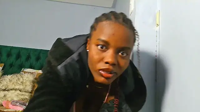 Snapshot of victora3 chatting on 31, 3, 2026 victora3 online show from 31, 3, 2026