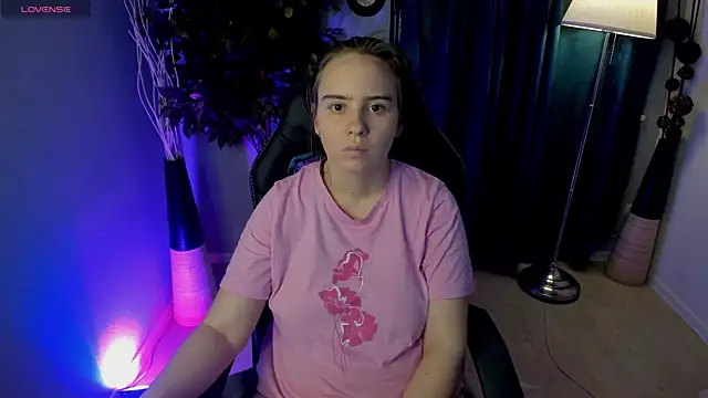 Lika 0ne online show from 15, 3, 2026