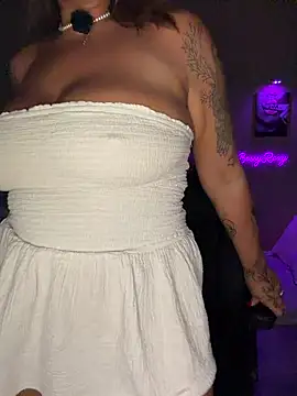 bossyroxy84 online show from 4, 12, 2025