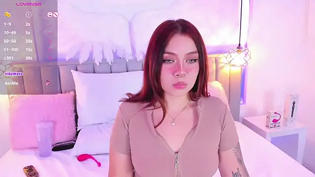 Snapshot of isolari_ chatting on 19, 12, 2024 isolari online show from 19, 12, 2024