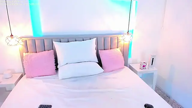 Snapshot of isolari_ chatting on 29, 12, 2024 isolari online show from 29, 12, 2024