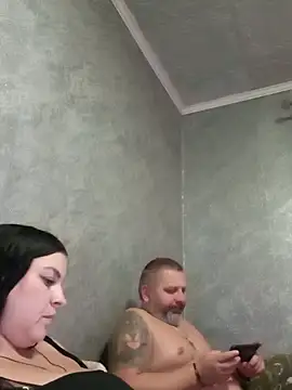 Greta Tamar online show from 6, 11, 2025