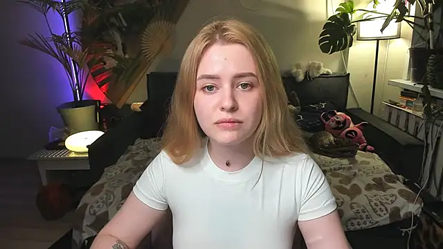 Alexa Pirs online show from 16, 5, 2026