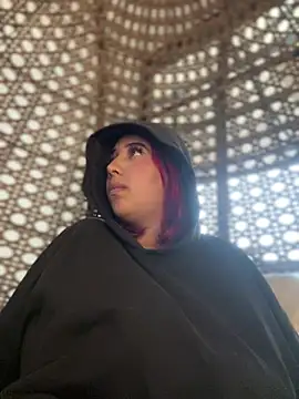 Scarlett-LS online show from 6, 3, 2025