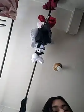 Snapshot of nikki_grey chatting on 20, 10, 2025 nikki grey online show from 20, 10, 2025