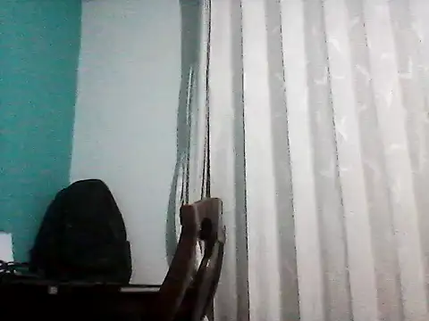 Snapshot of Luiyi1997 chatting on 13, 2, 2025 Luiyi1997 online show from 13, 2, 2025