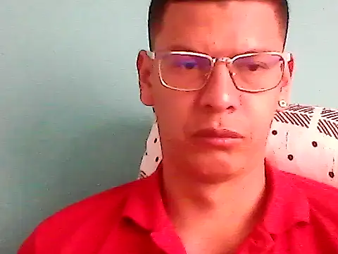 Snapshot of Luiyi1997 chatting on 16, 2, 2025 Luiyi1997 online show from 16, 2, 2025