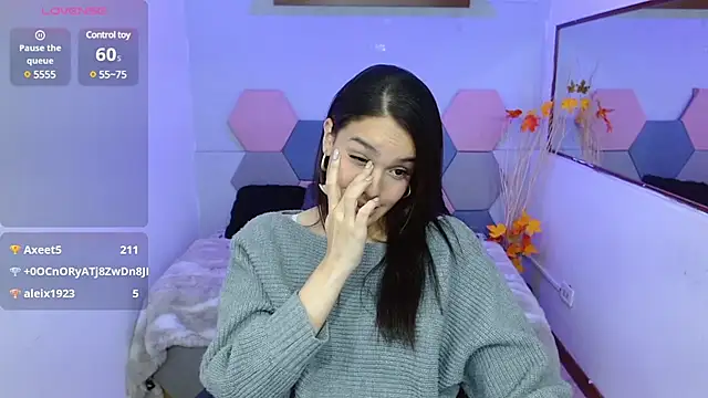 Lana Pearce online show from 8, 3, 2025