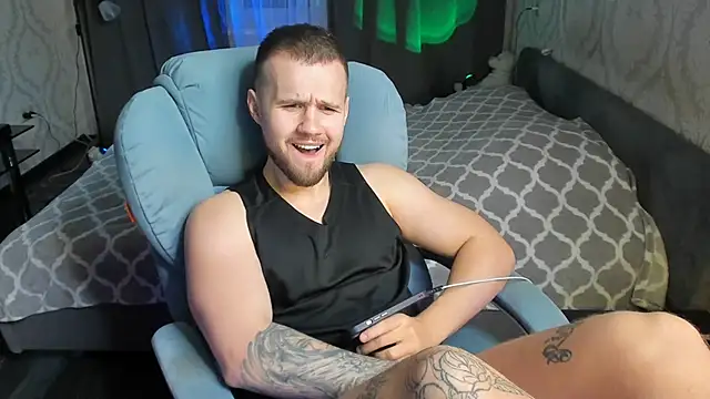 Snapshot of Vladik_b chatting on 3, 3, 2025 Vladik b online show from 3, 3, 2025