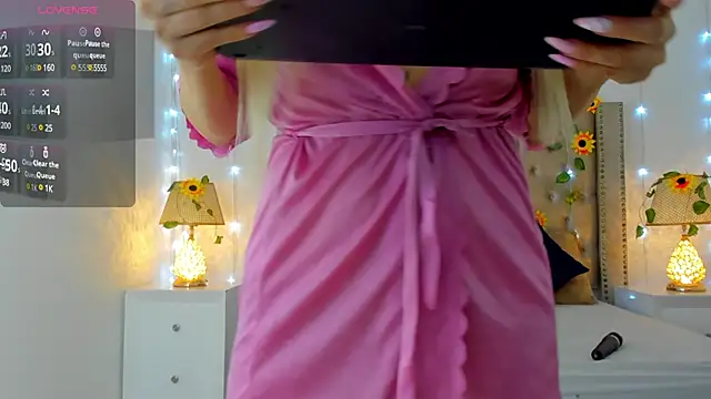 CandieGilson   online show from 3, 3, 2025