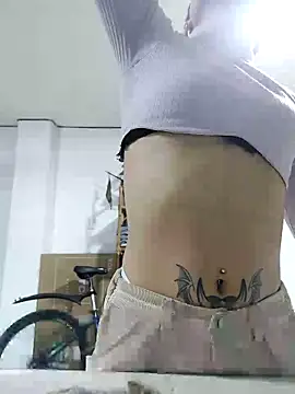 Snapshot of Meghan_hott chatting on 5, 3, 2025 Meghan hott online show from 5, 3, 2025