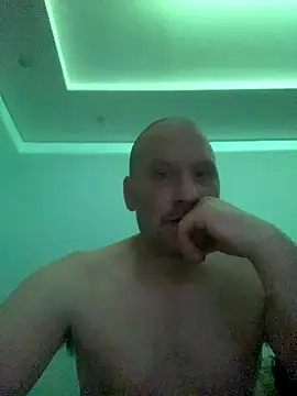 Krzysiekg123 online show from 15, 12, 2025