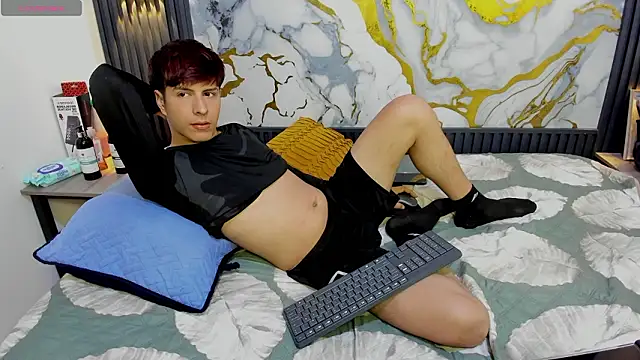 Snapshot of Estiv18_ chatting on 19, 2, 2026 Estiv18 online show from 19, 2, 2026