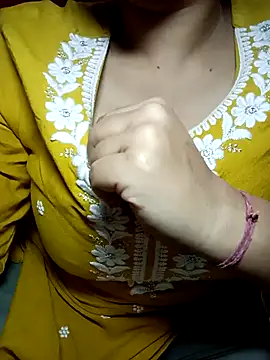 Snapshot of Mannat-222 chatting on 18, 3, 2025 Mannat-222 online show from 18, 3, 2025