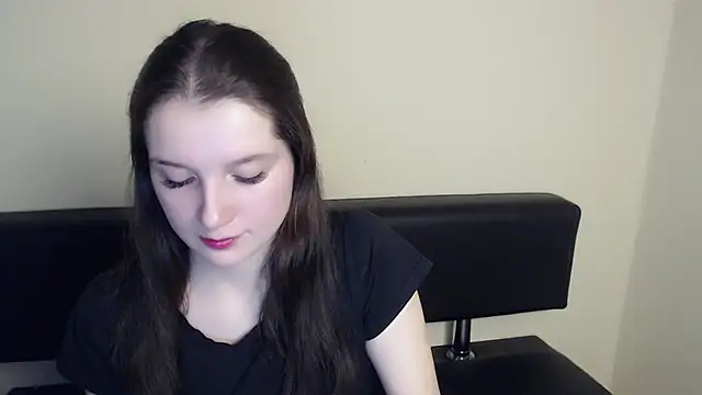 Snapshot of _AnissaQuinn_ chatting on 11, 2, 2025 AnissaQuinn online show from 11, 2, 2025