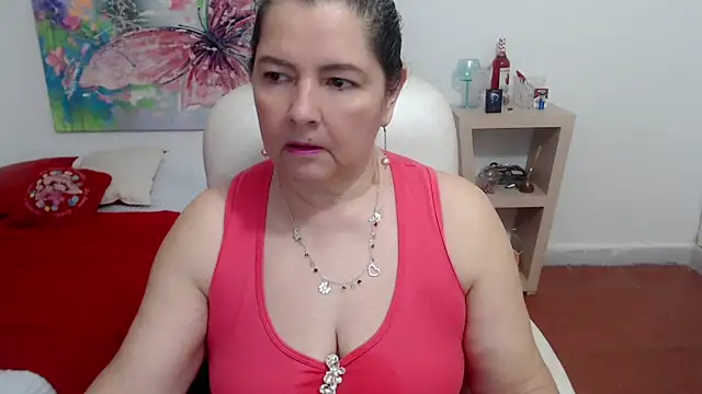 Snapshot of leonela_69 chatting on 28, 10, 2025 leonela 69 online show from 28, 10, 2025