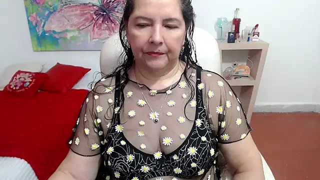 Snapshot of leonela_69 chatting on 12, 11, 2025 leonela 69 online show from 12, 11, 2025