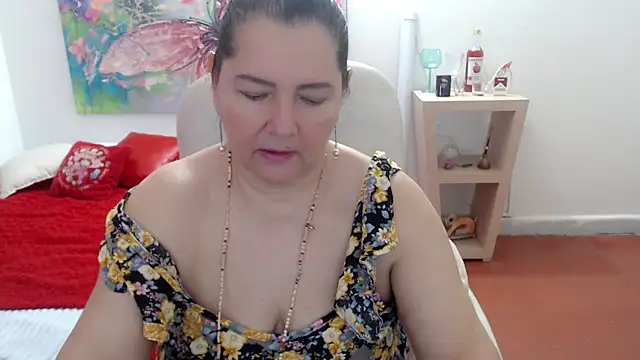 Snapshot of leonela_69 chatting on 5, 12, 2025 leonela 69 online show from 5, 12, 2025