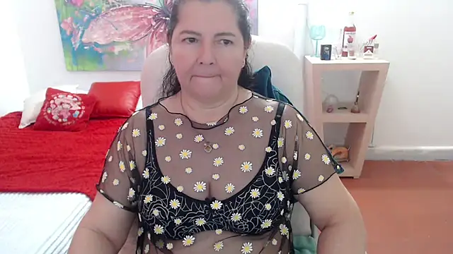 Snapshot of leonela_69 chatting on 15, 12, 2025 leonela 69 online show from 15, 12, 2025